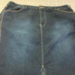 Women’s jean’s skirt 12
